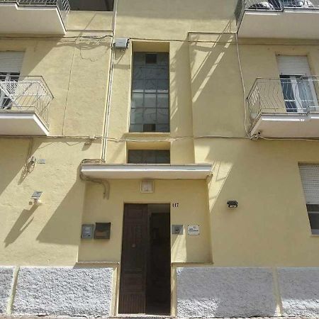 Barnet House Lamezia Lamezia Terme Exterior foto