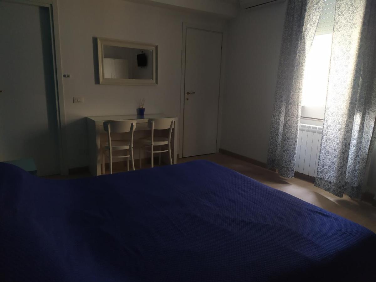 Barnet House Lamezia Lamezia Terme Exterior foto