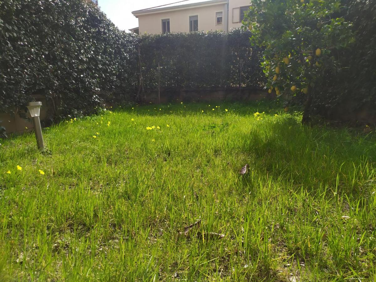 Barnet House Lamezia Lamezia Terme Exterior foto