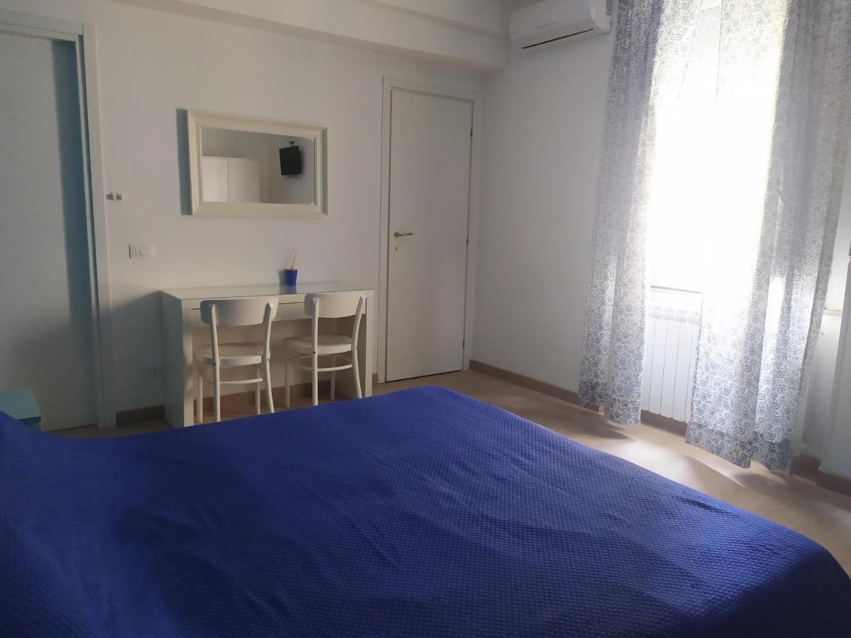 Barnet House Lamezia Lamezia Terme Exterior foto
